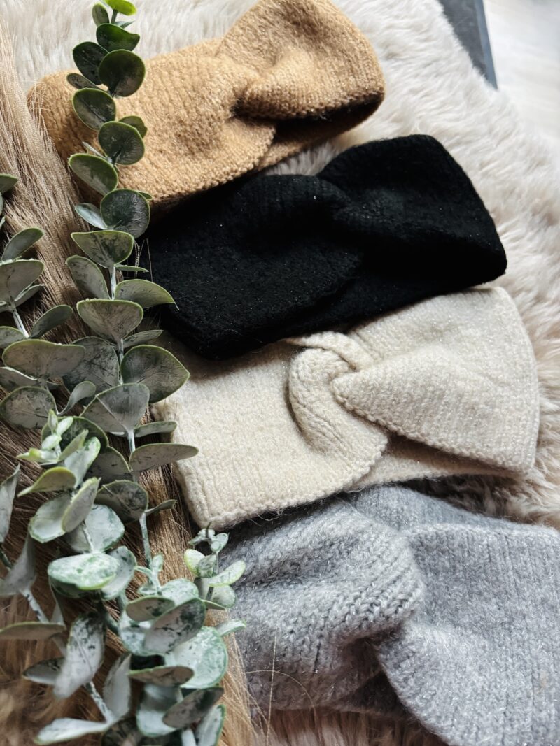 Wärmendes Stirnband mit dezentem (Glitzer) Schimmer für triste Wintertage. Acryl | Spandex | Polyester Einheitsgröße