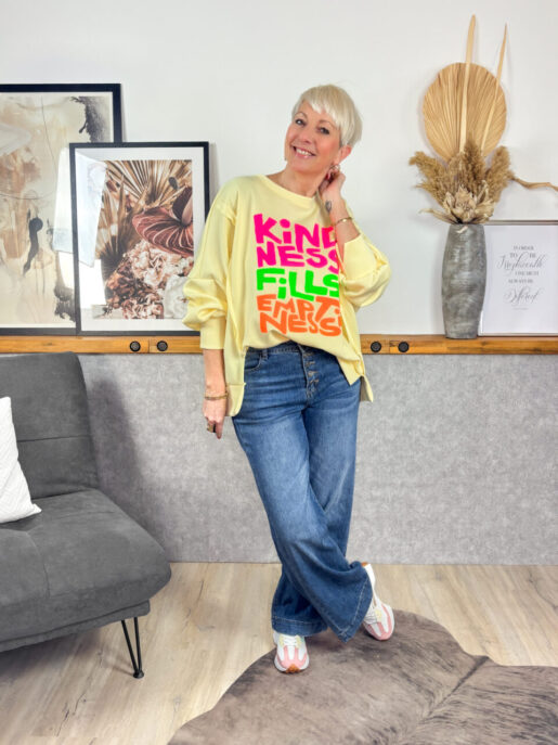 Sweater "Kindness"